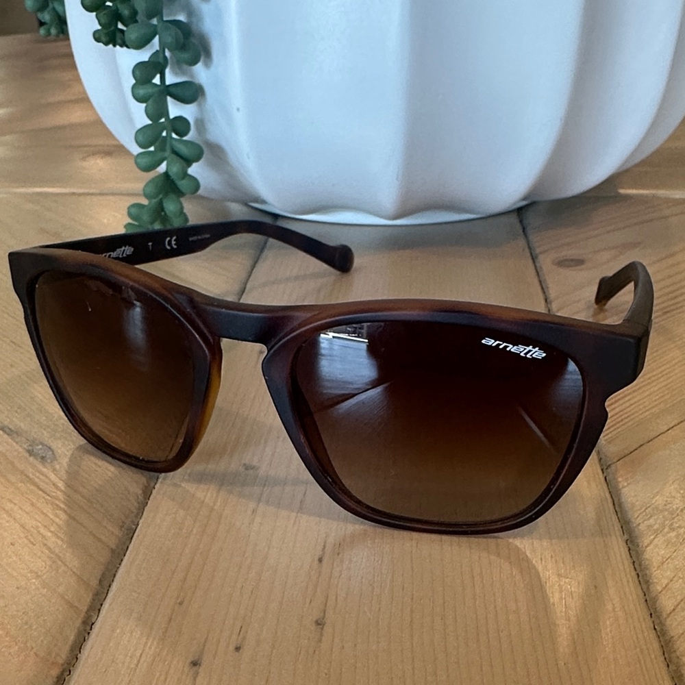 Arnette Groove Brown Sunglasses